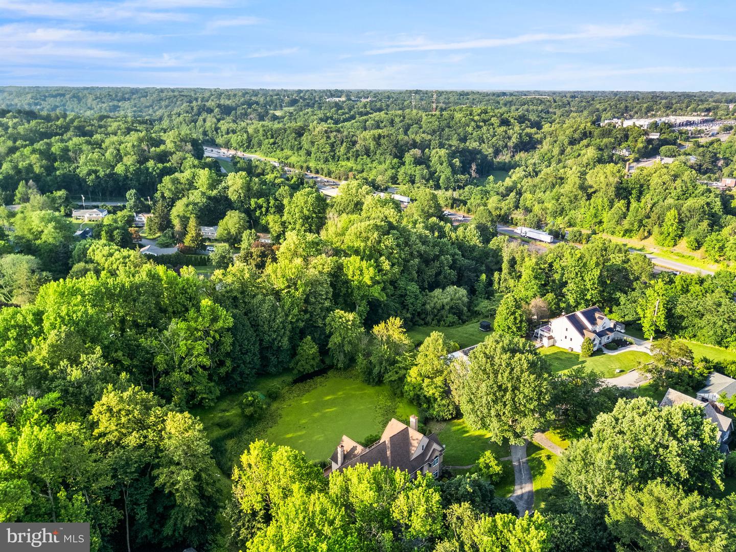 Wallingford, Pennsylvania, 19086, United States, 5 Bedrooms Bedrooms, ,6 BathroomsBathrooms,Residential,Active,1869134