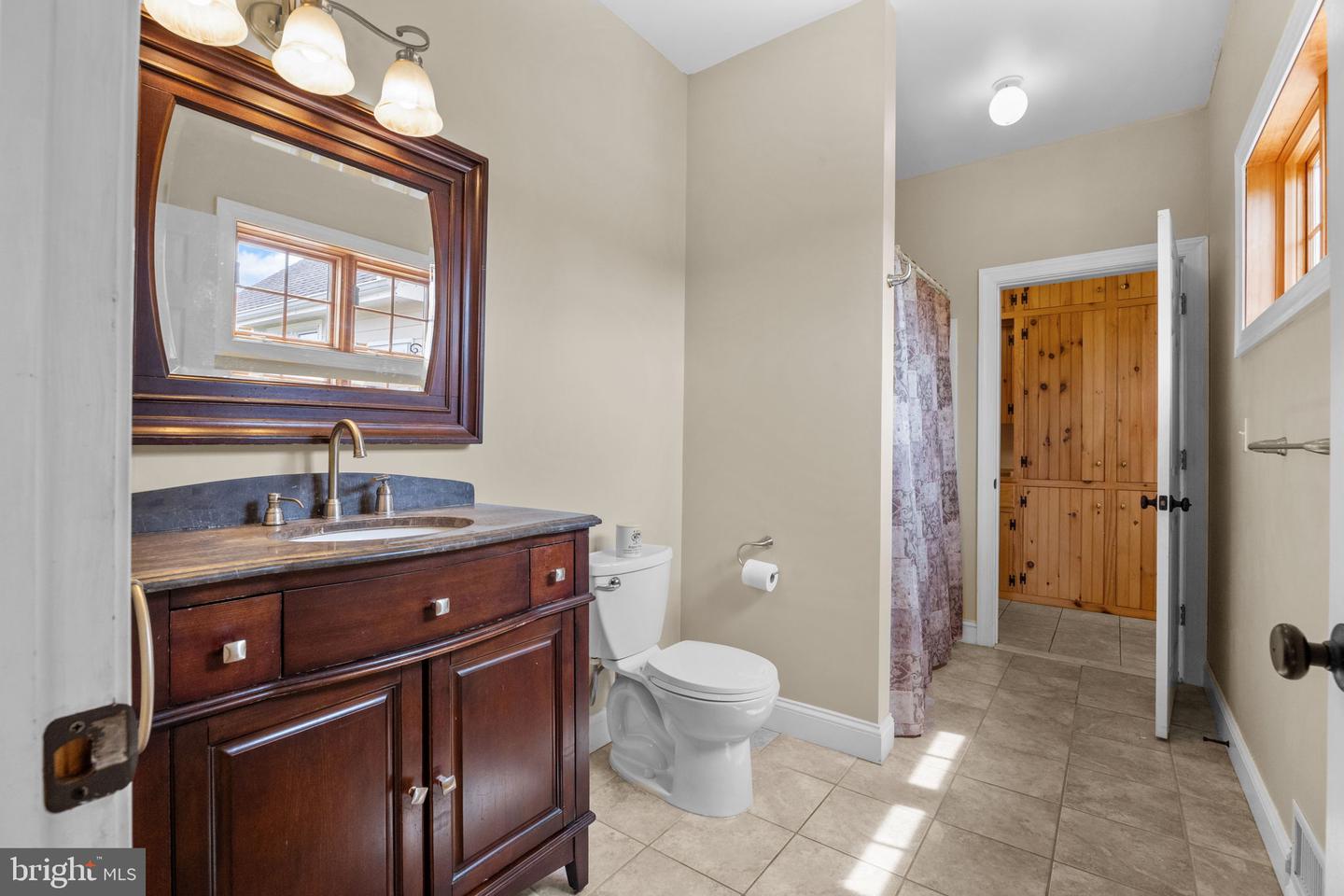 Lambertville, New Jersey, 08530, United States, 6 Bedrooms Bedrooms, ,5 BathroomsBathrooms,Residential,Active,1843838