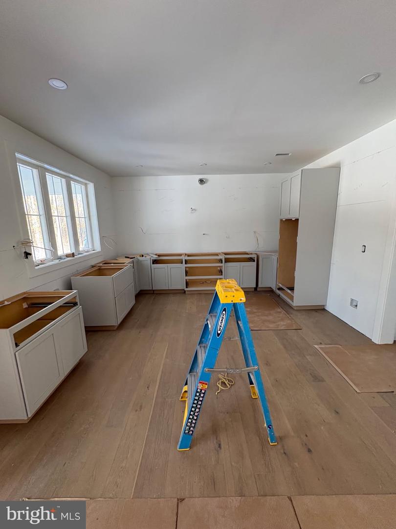 Doylestown, Pennsylvania, 18902, United States, 4 Bedrooms Bedrooms, ,5 BathroomsBathrooms,Residential,Active,1702887