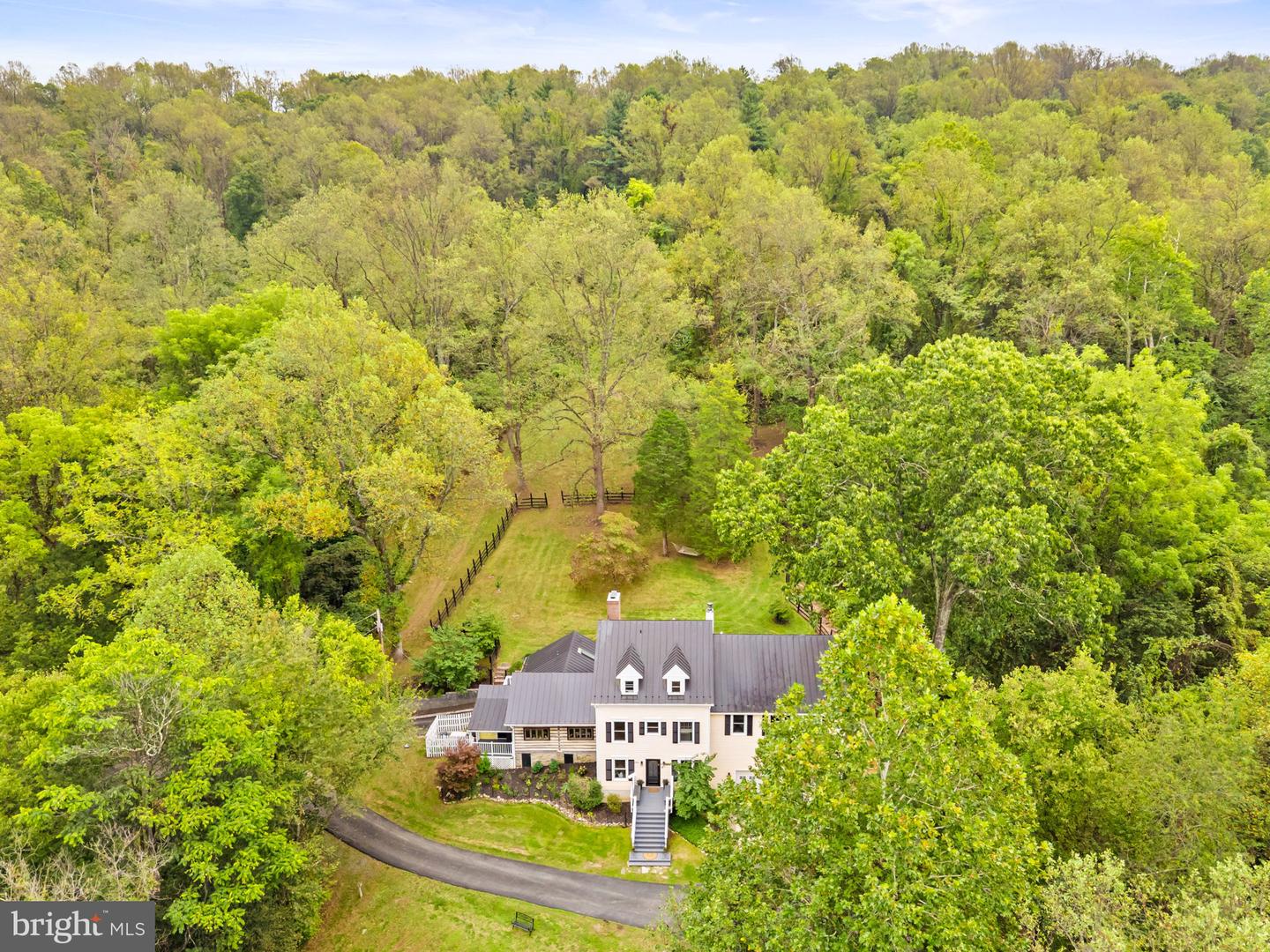 Lovettsville, Virginia, 20180, United States, ,2 BathroomsBathrooms,Residential,Active,1954034