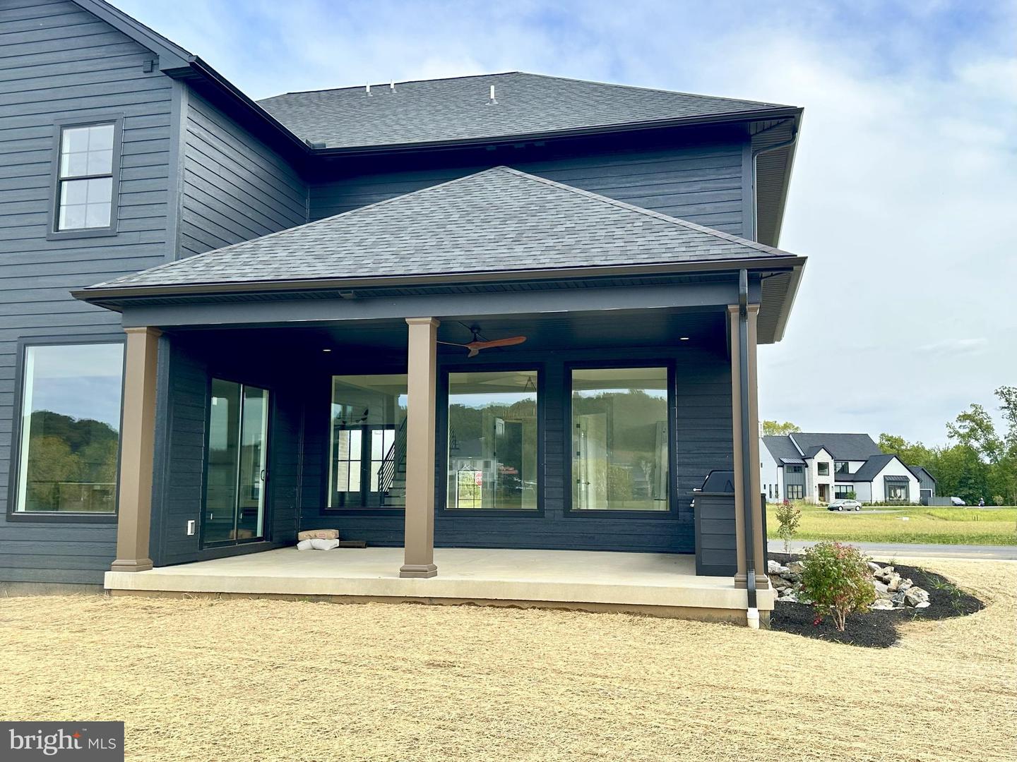 Lancaster, Pennsylvania, 17601, United States, 4 Bedrooms Bedrooms, ,5 BathroomsBathrooms,Residential,Active,1941391