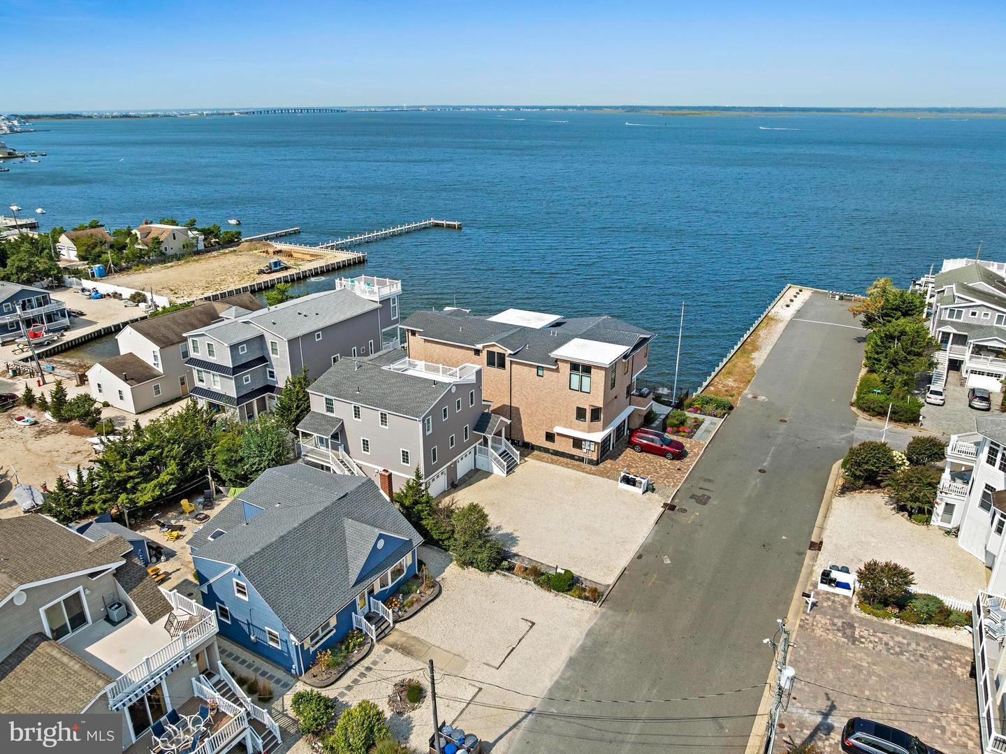 Surf City, New Jersey, 08008, United States, 4 Bedrooms Bedrooms, ,2 BathroomsBathrooms,Residential,Active,1941334
