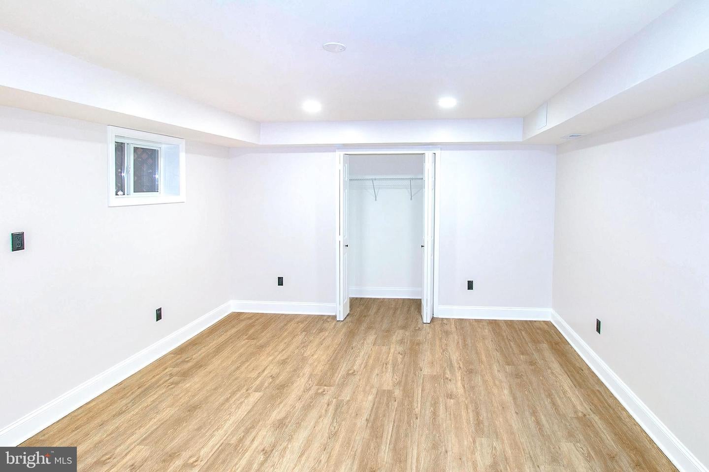 Ashburn, Virginia, 20147, United States, 5 Bedrooms Bedrooms, ,4 BathroomsBathrooms,Residential,Active,1988483