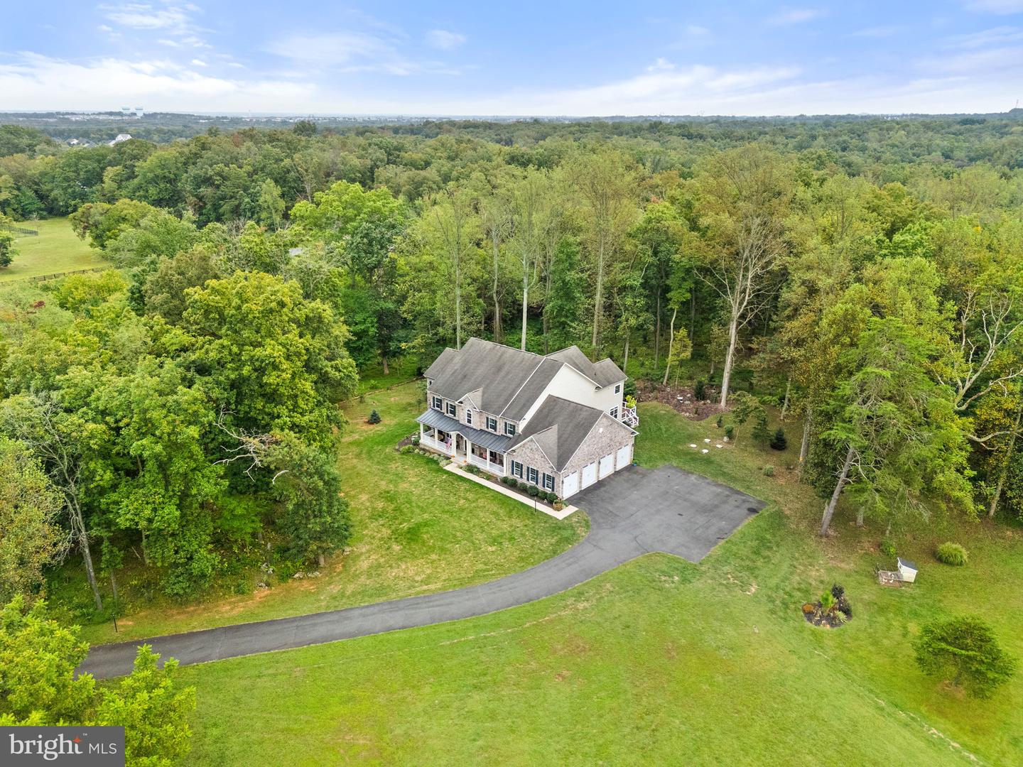 Ashburn, Virginia, 20148, United States, 5 Bedrooms Bedrooms, ,6 BathroomsBathrooms,Residential,Active,1952301
