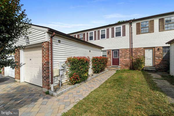 214 SPRINGWOOD DR, BEAR, DE 19701 - Image 1