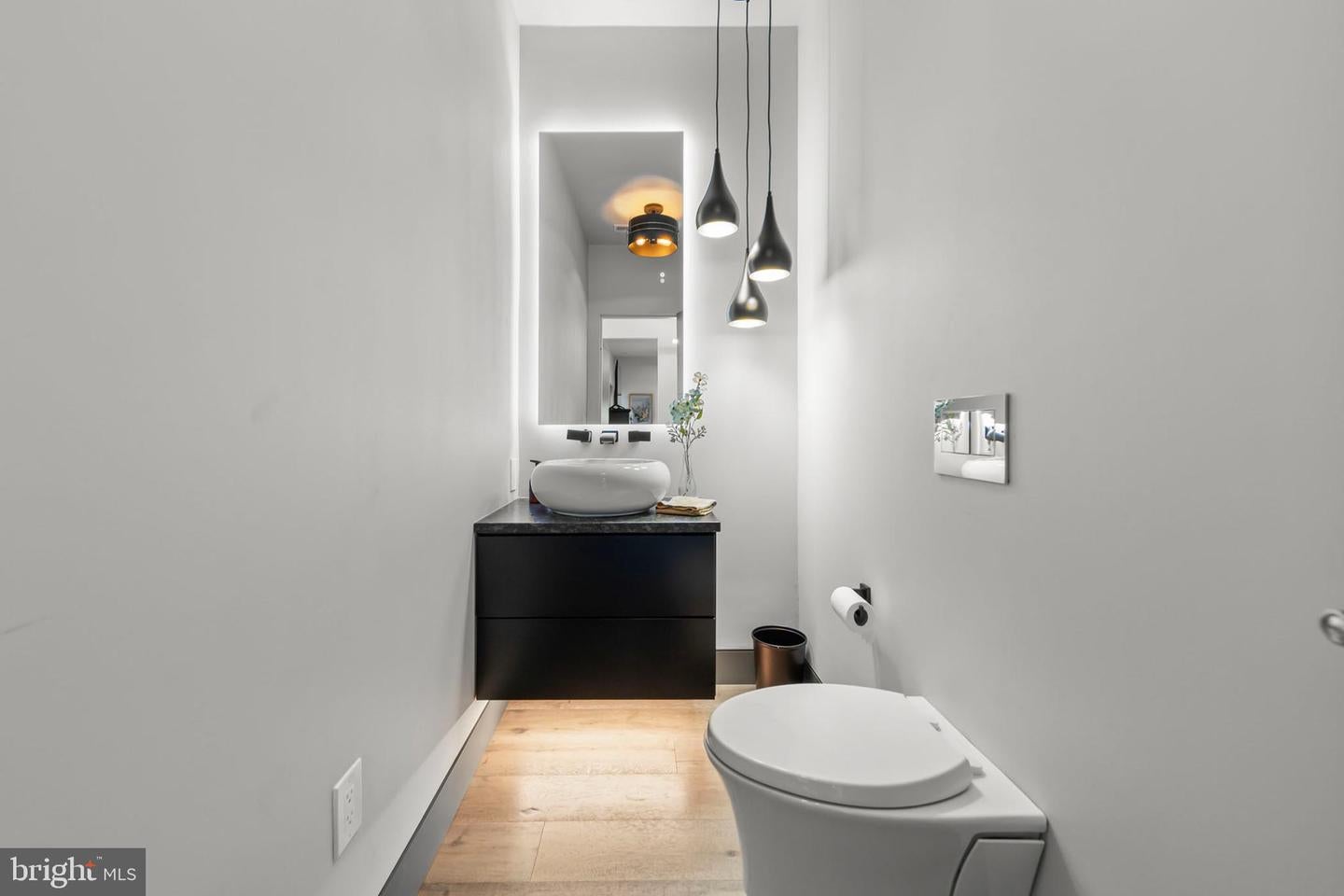 Berryville, Virginia, 22611, United States, 4 Bedrooms Bedrooms, ,4 BathroomsBathrooms,Residential,Active,1945547