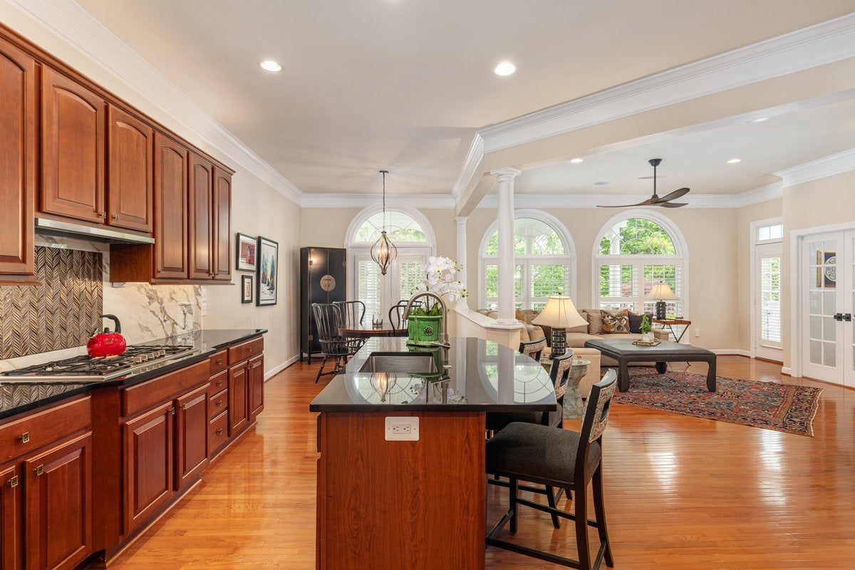 Leesburg, Virginia, 20176, United States, 4 Bedrooms Bedrooms, ,5 BathroomsBathrooms,Residential,Active,2044548