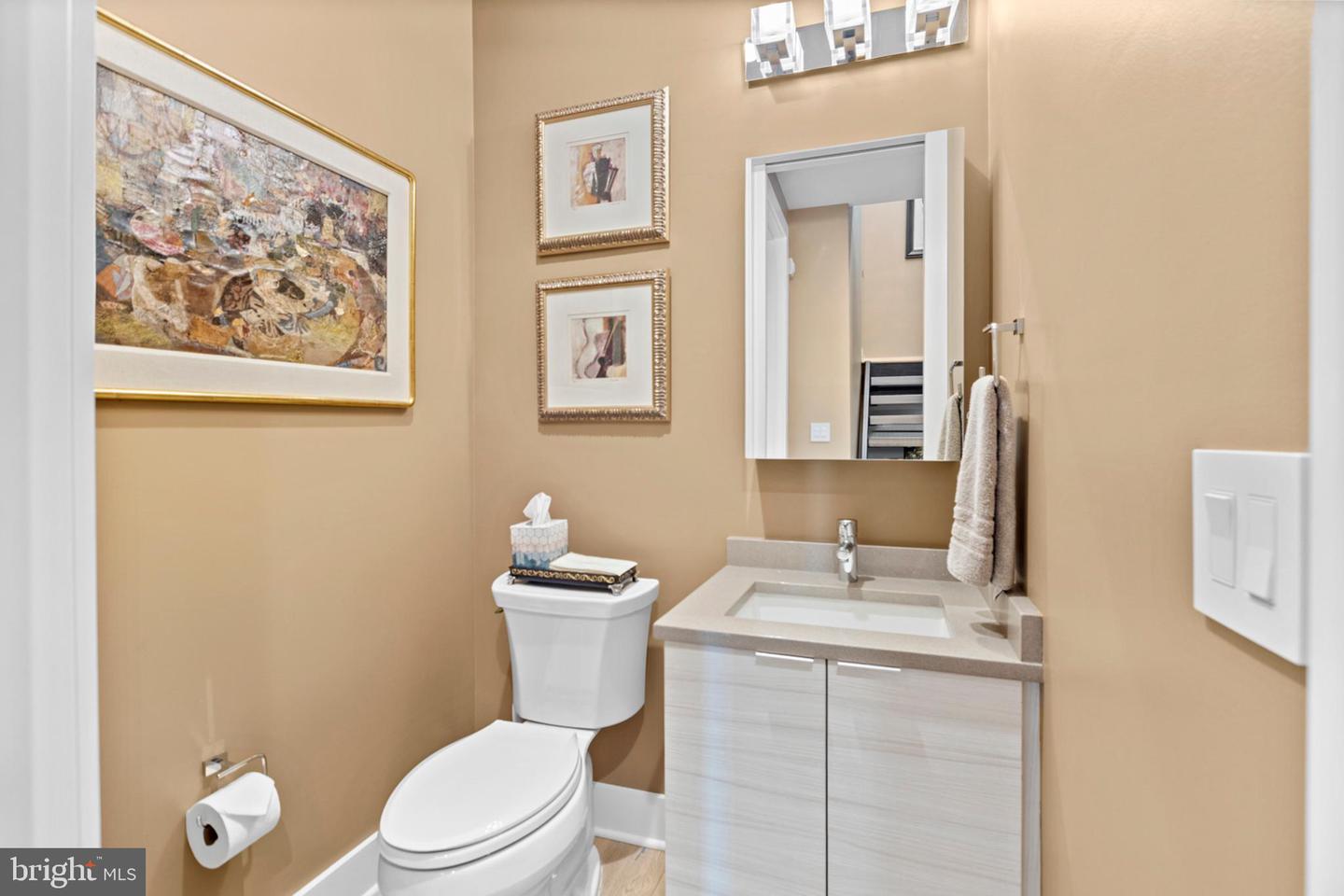 Philadelphia, Pennsylvania, 19146, United States, ,6 BathroomsBathrooms,Residential,Active,1862906