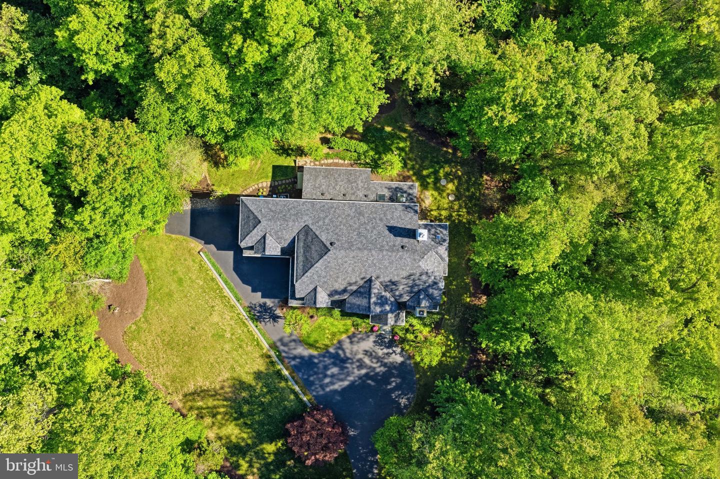 Great Falls, Virginia, 22066, United States, 5 Bedrooms Bedrooms, ,7 BathroomsBathrooms,Residential,Active,2044999