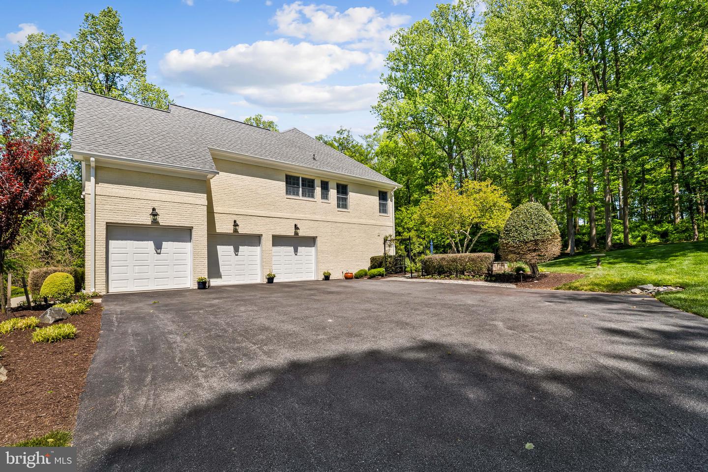 Ellicott City, Maryland, 21042, United States, 5 Bedrooms Bedrooms, ,5 BathroomsBathrooms,Residential,Active,2044187