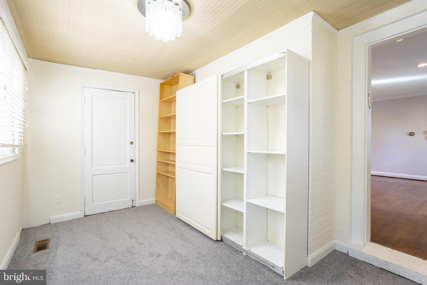 Baltimore, Maryland, 21215, United States, 6 Bedrooms Bedrooms, ,6 BathroomsBathrooms,Residential,Active,1985862