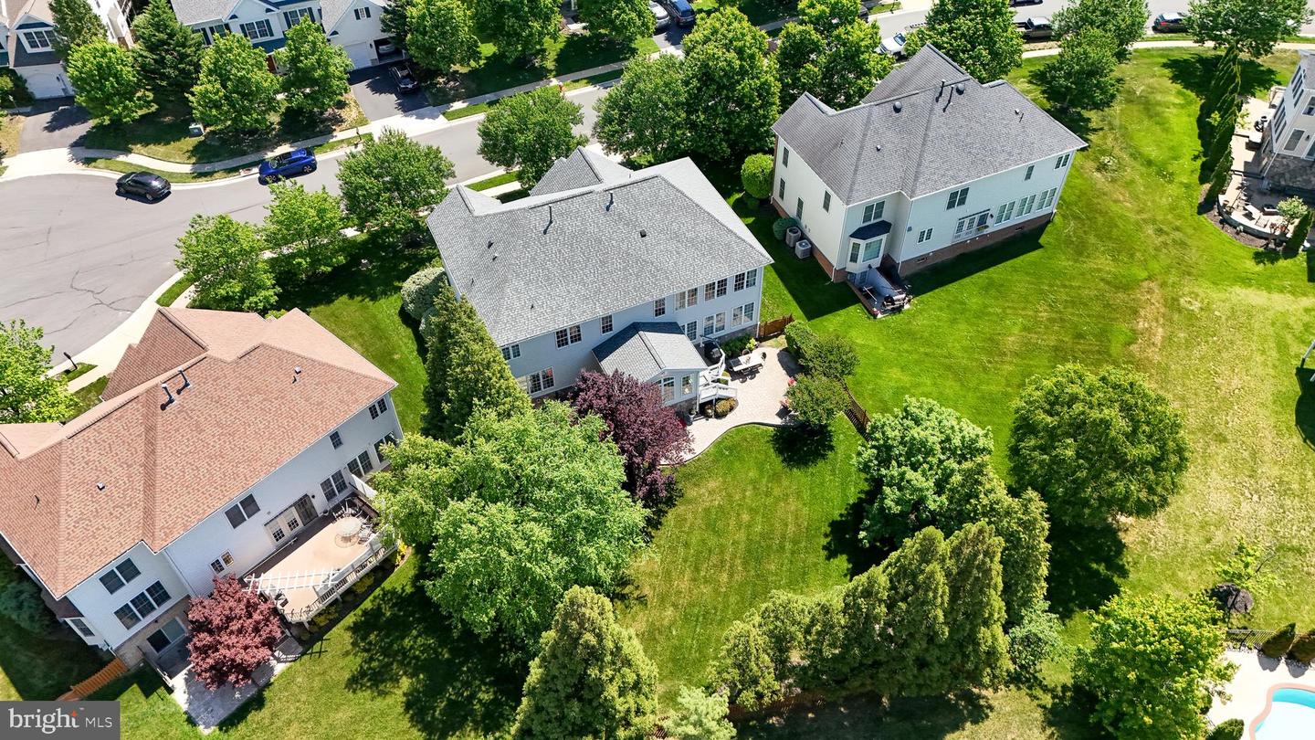 Brambleton, Virginia, 20148, United States, 4 Bedrooms Bedrooms, ,5 BathroomsBathrooms,Residential,Pending,2045666