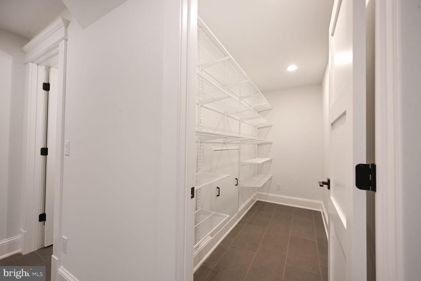 Alexandria, Virginia, 22301, United States, 6 Bedrooms Bedrooms, ,6 BathroomsBathrooms,Residential,Active,1825083