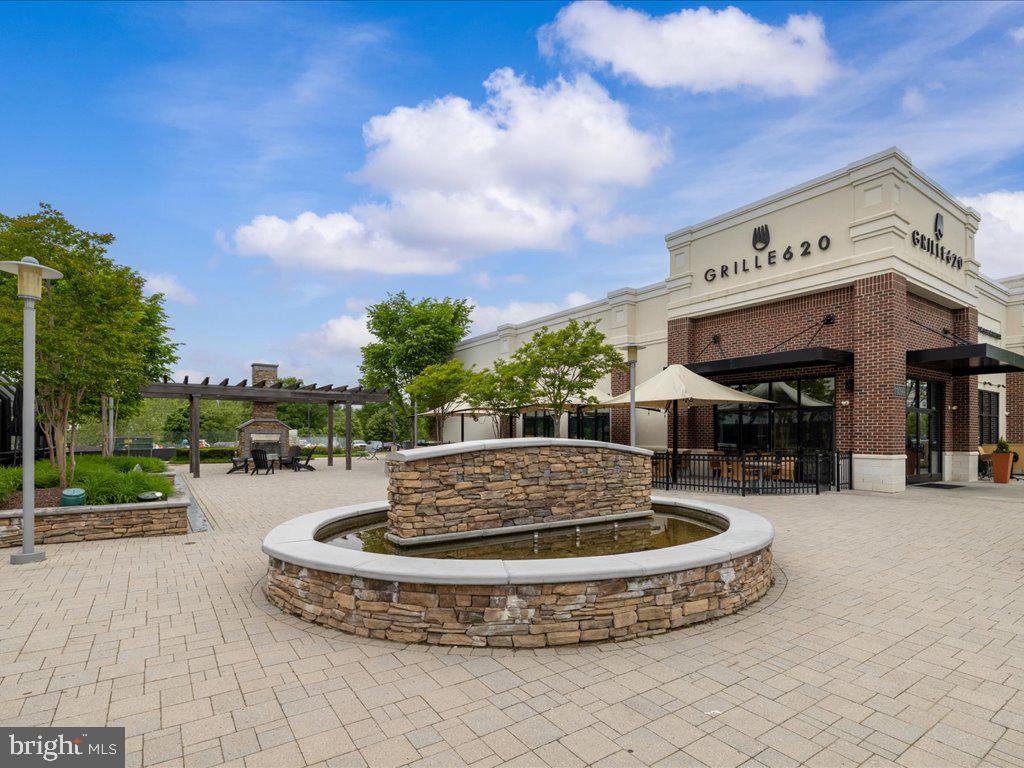 Ellicott City, Maryland, 21042, United States, 5 Bedrooms Bedrooms, ,5 BathroomsBathrooms,Residential,Pending,2045798
