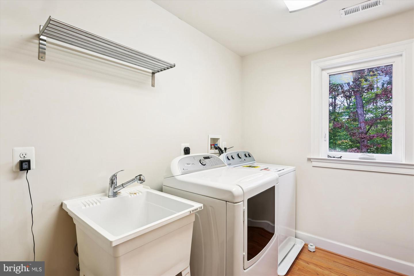 Olney, Maryland, 20832, United States, 4 Bedrooms Bedrooms, ,3 BathroomsBathrooms,Residential,Active,1969632