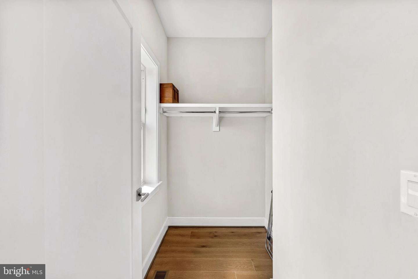 Alexandria, Virginia, 22314, United States, 3 Bedrooms Bedrooms, ,4 BathroomsBathrooms,Residential,Active,1933713