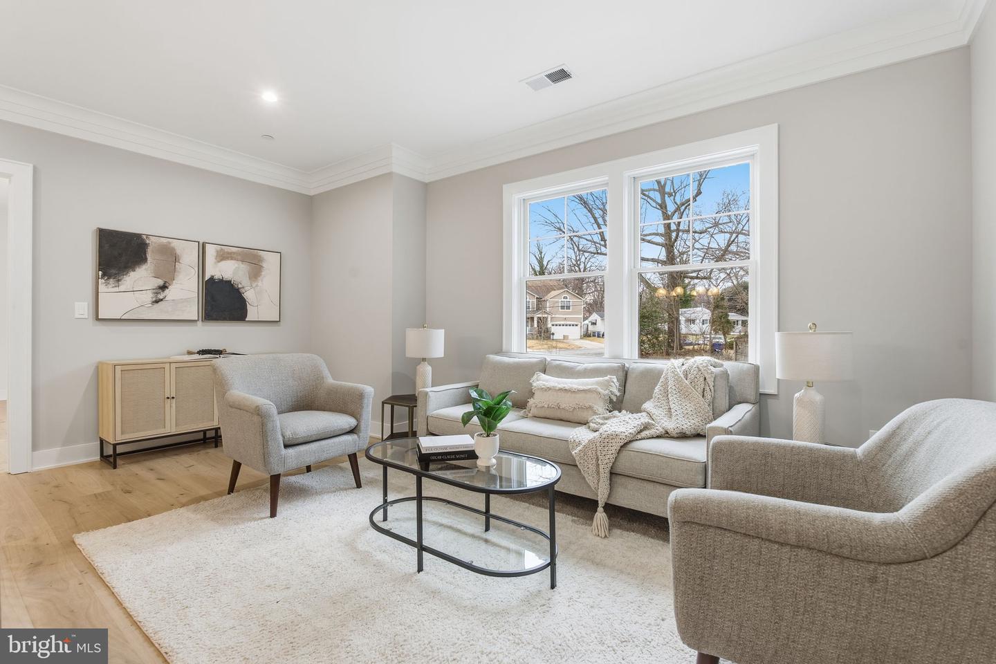 Kensington, Maryland, 20895, United States, 5 Bedrooms Bedrooms, ,5 BathroomsBathrooms,Residential,Active,2007291