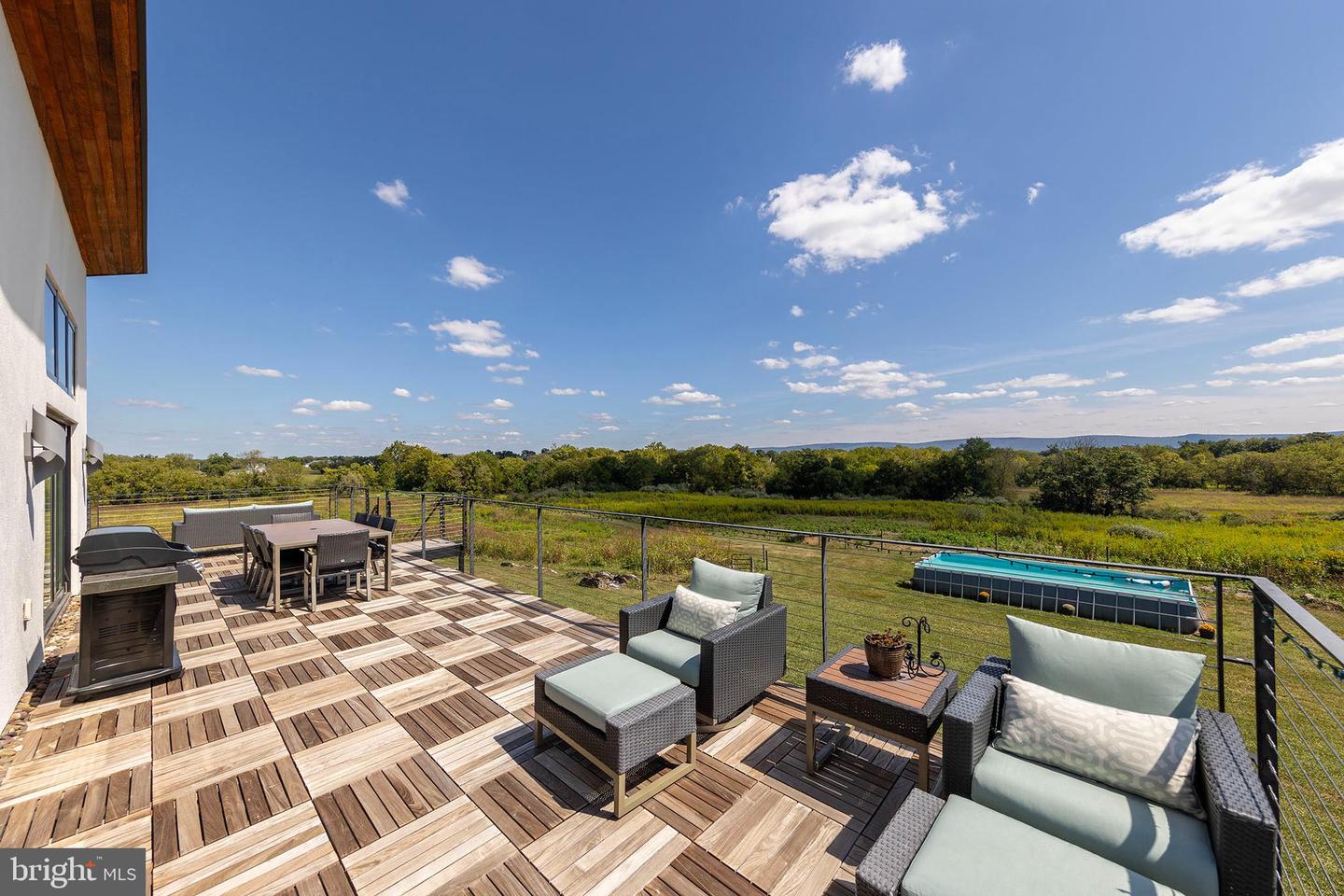 Berryville, Virginia, 22611, United States, 4 Bedrooms Bedrooms, ,4 BathroomsBathrooms,Residential,Active,1945547