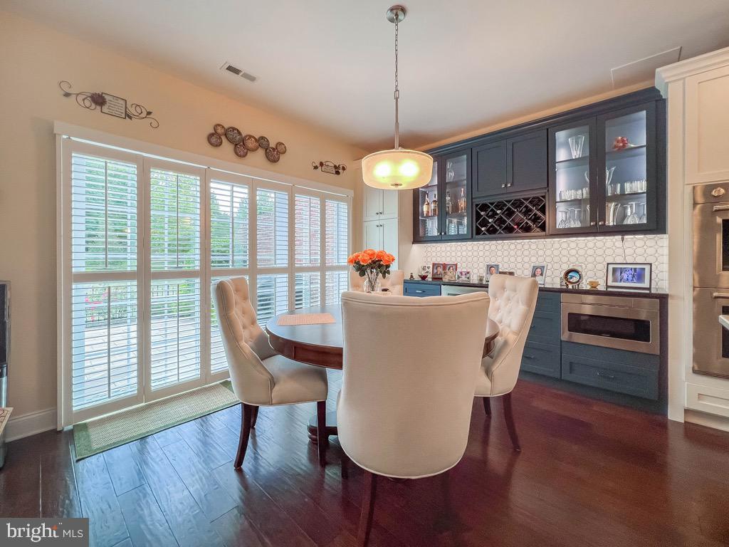 Newtown, Pennsylvania, 18940, United States, 3 Bedrooms Bedrooms, ,3 BathroomsBathrooms,Residential,Active,1936619