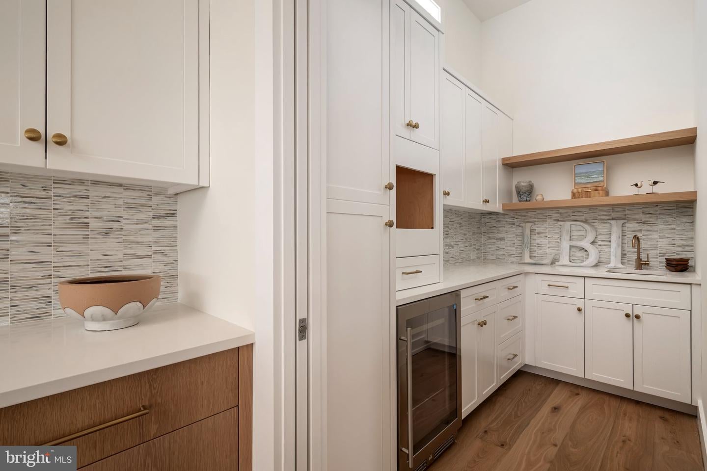 Long Beach Township, New Jersey, 08008, United States, 6 Bedrooms Bedrooms, ,6 BathroomsBathrooms,Residential,Active,2023847