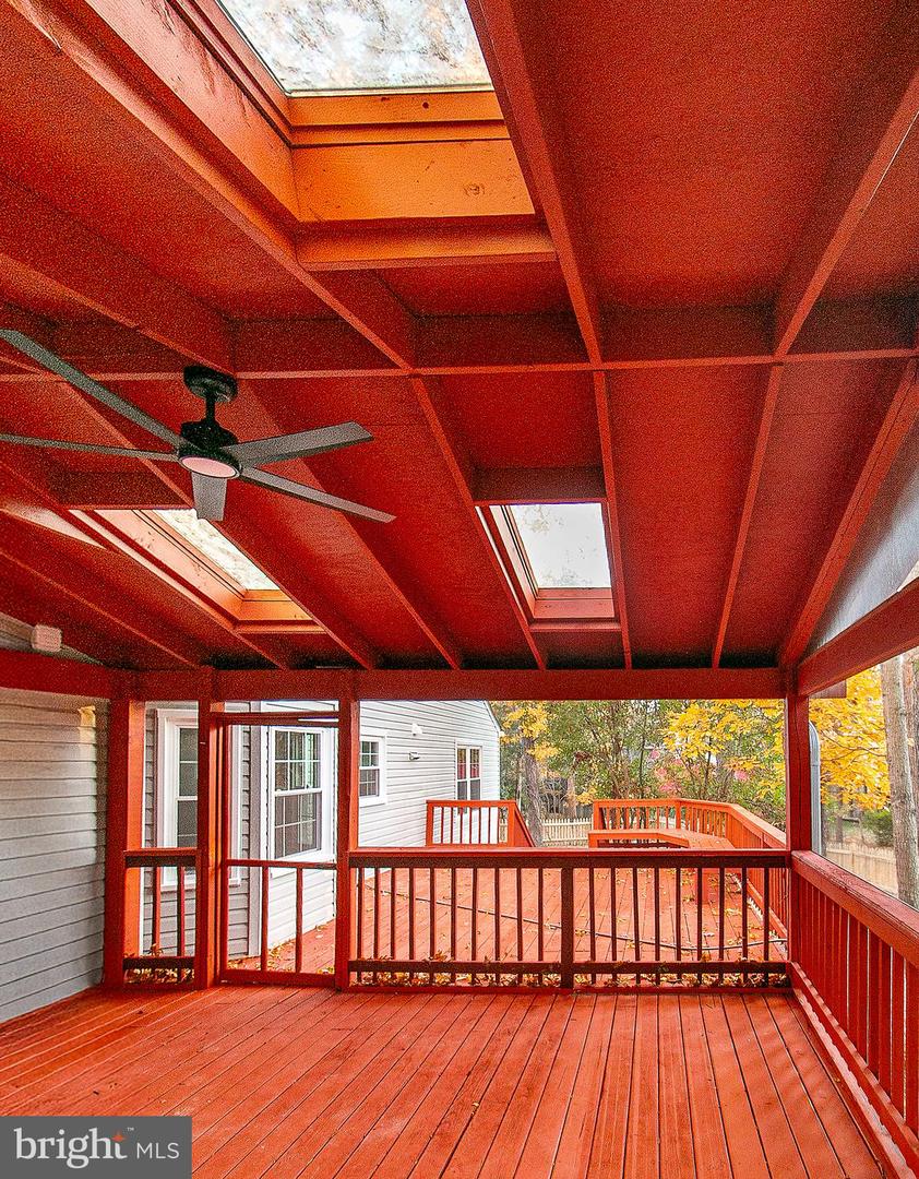 Ashburn, Virginia, 20147, United States, 5 Bedrooms Bedrooms, ,4 BathroomsBathrooms,Residential,Active,1988483