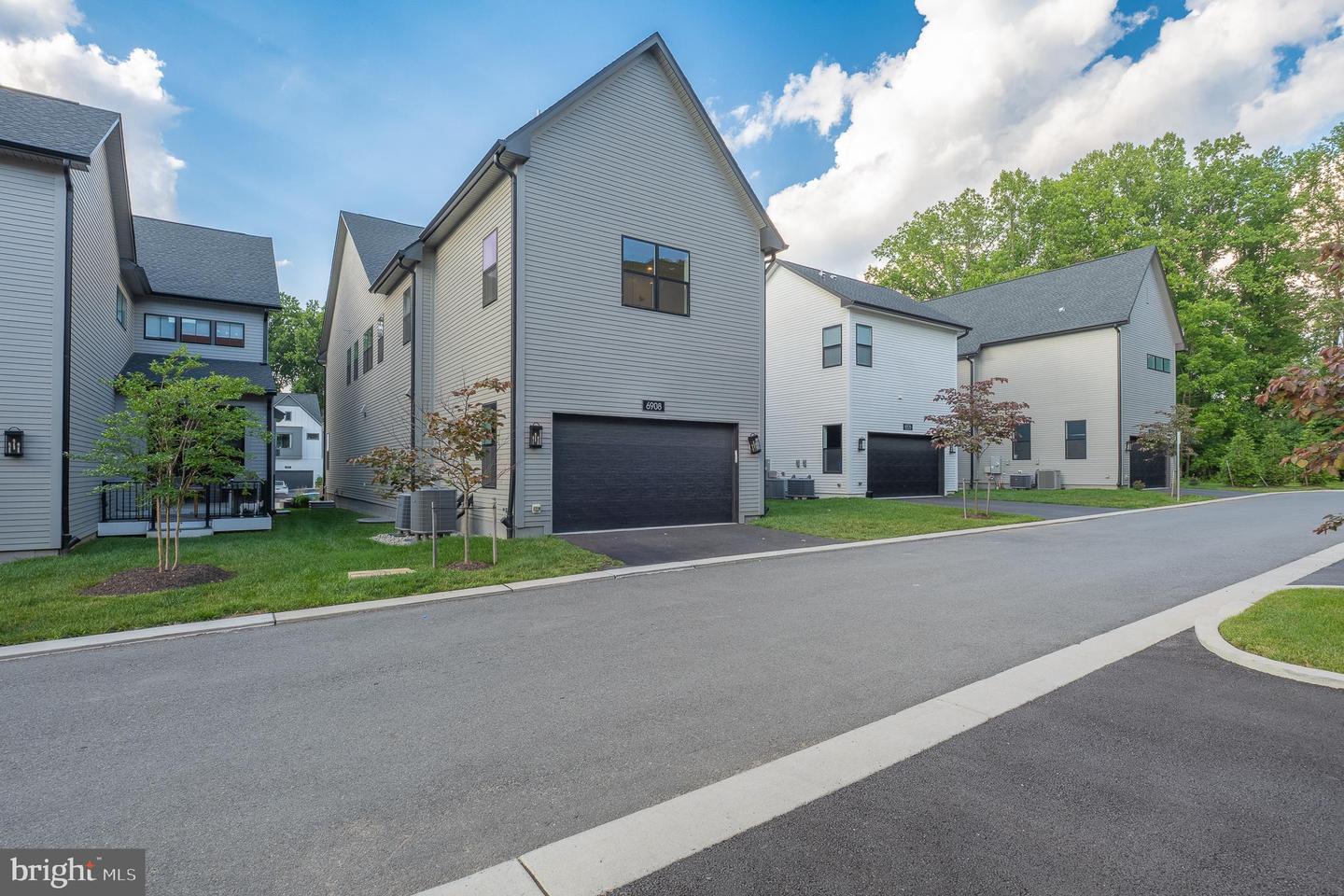 Bethesda, Maryland, 20817, United States, 5 Bedrooms Bedrooms, ,5 BathroomsBathrooms,Residential,Active,1880183