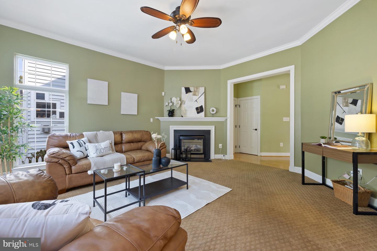Rockville, Maryland, 20850, United States, 5 Bedrooms Bedrooms, ,6 BathroomsBathrooms,Residential,Active,1941388
