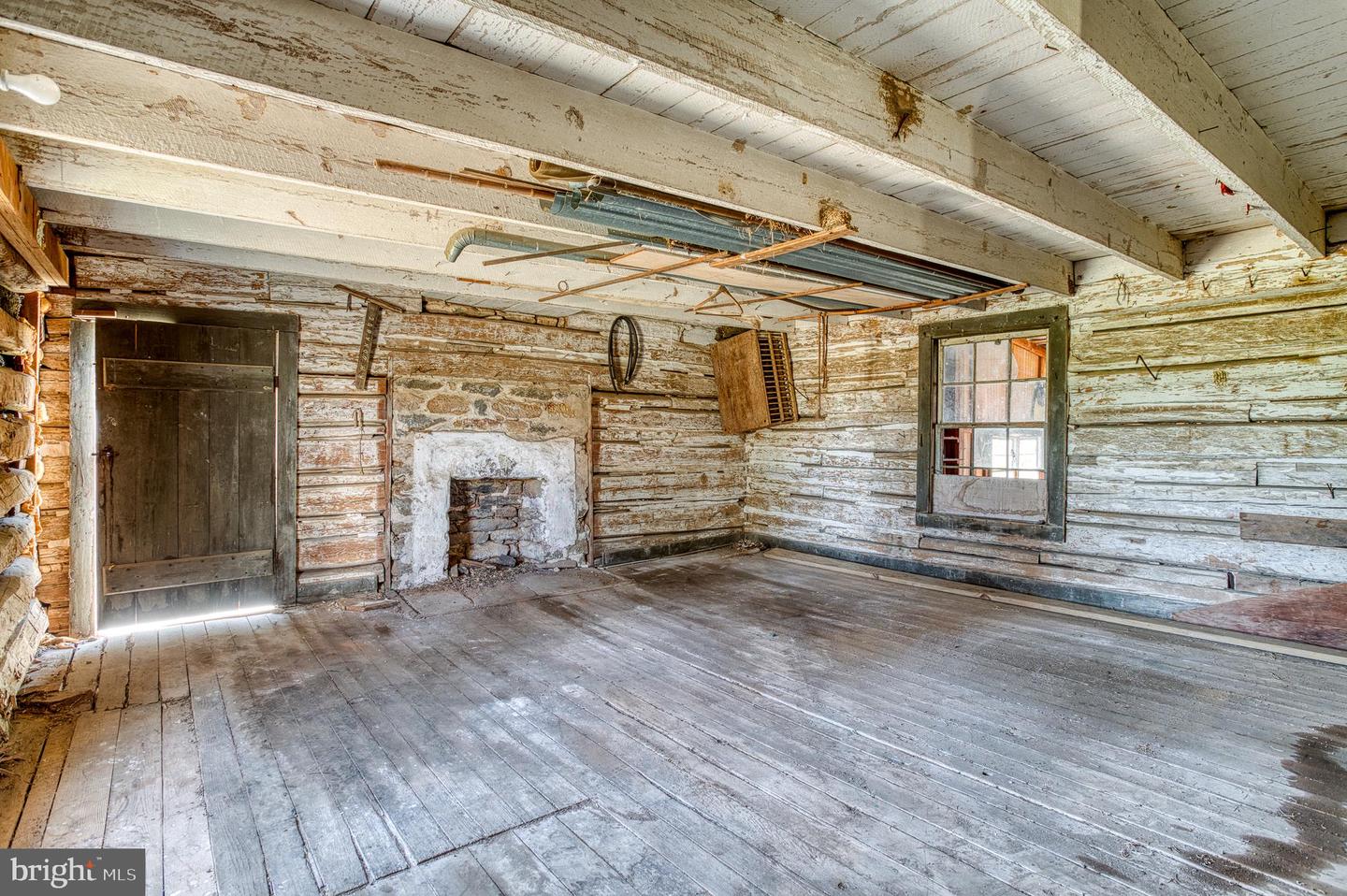 Culpeper, Virginia, 22701, United States, 4 Bedrooms Bedrooms, ,1 BathroomBathrooms,Residential,Active,1799358