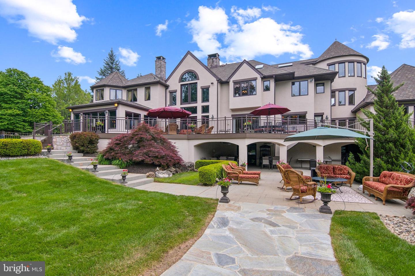 Newtown, Pennsylvania, 18940, United States, 6 Bedrooms Bedrooms, ,6 BathroomsBathrooms,Residential,Active,1849543