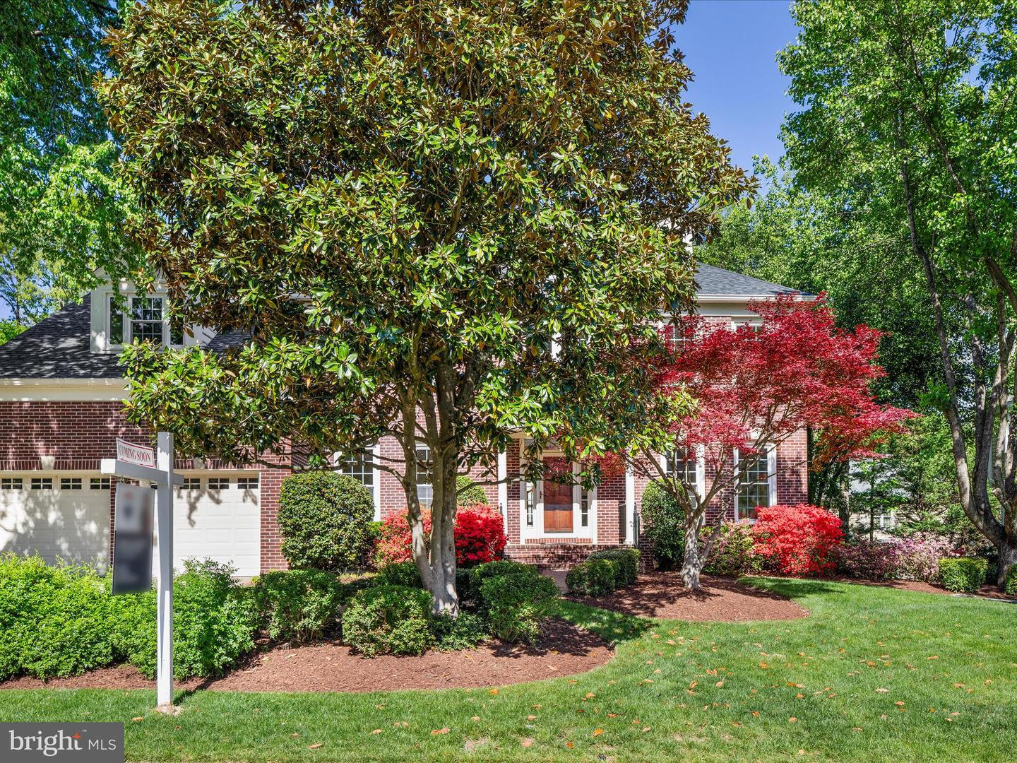 Fairfax Station, Virginia, 22039, United States, 4 Bedrooms Bedrooms, ,4 BathroomsBathrooms,Residential,Active,1905039