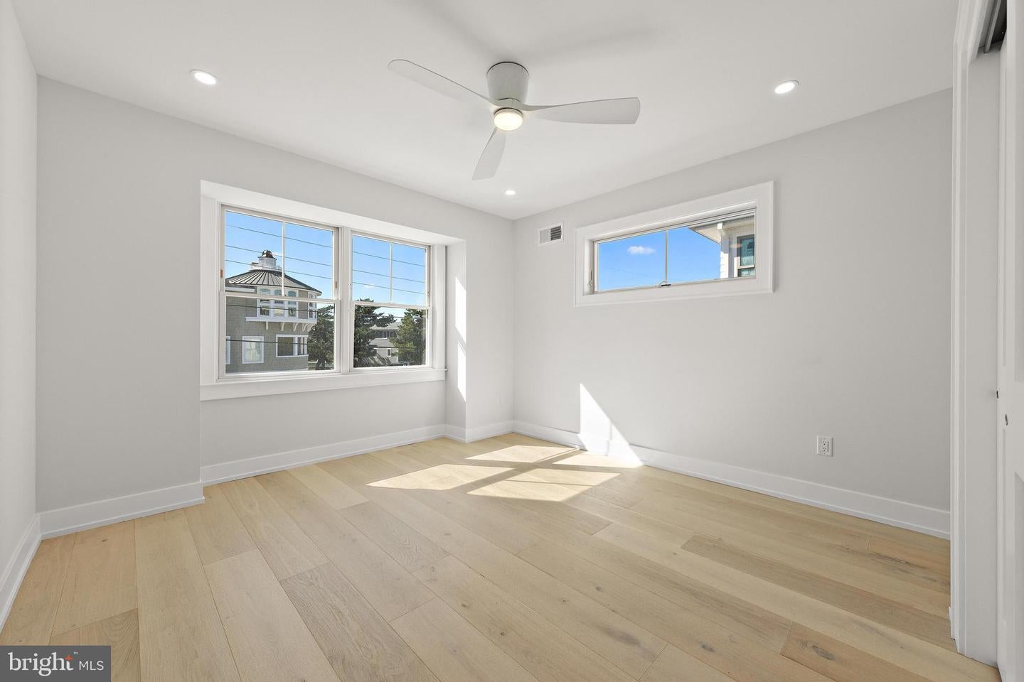 Long Beach Township, New Jersey, 08008, United States, 6 Bedrooms Bedrooms, ,6 BathroomsBathrooms,Residential,Active,1927658