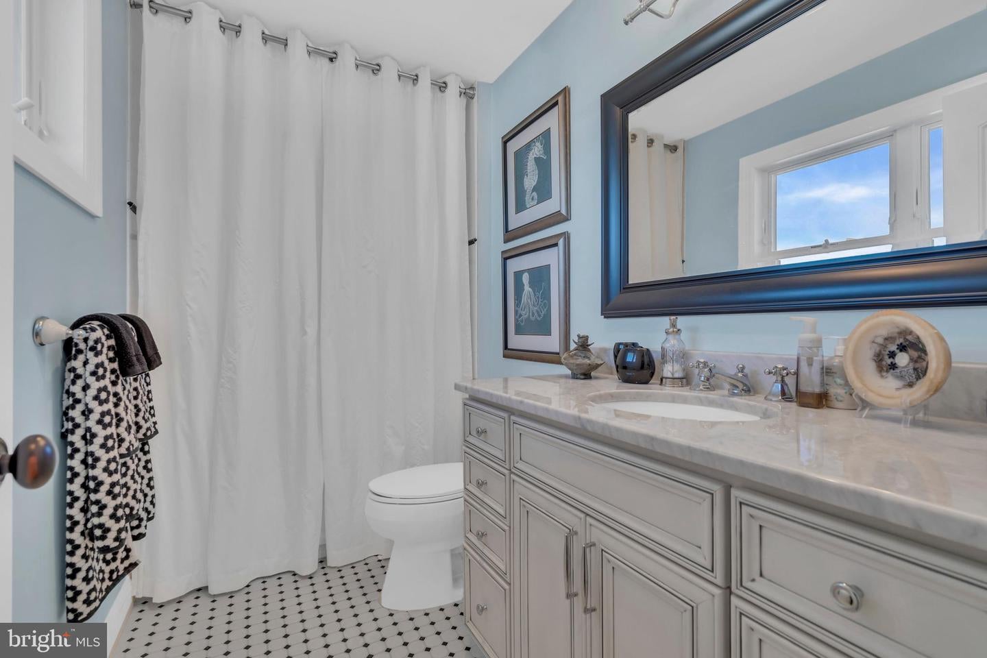 Waretown, New Jersey, 08758, United States, 4 Bedrooms Bedrooms, ,5 BathroomsBathrooms,Residential,Active,1926924