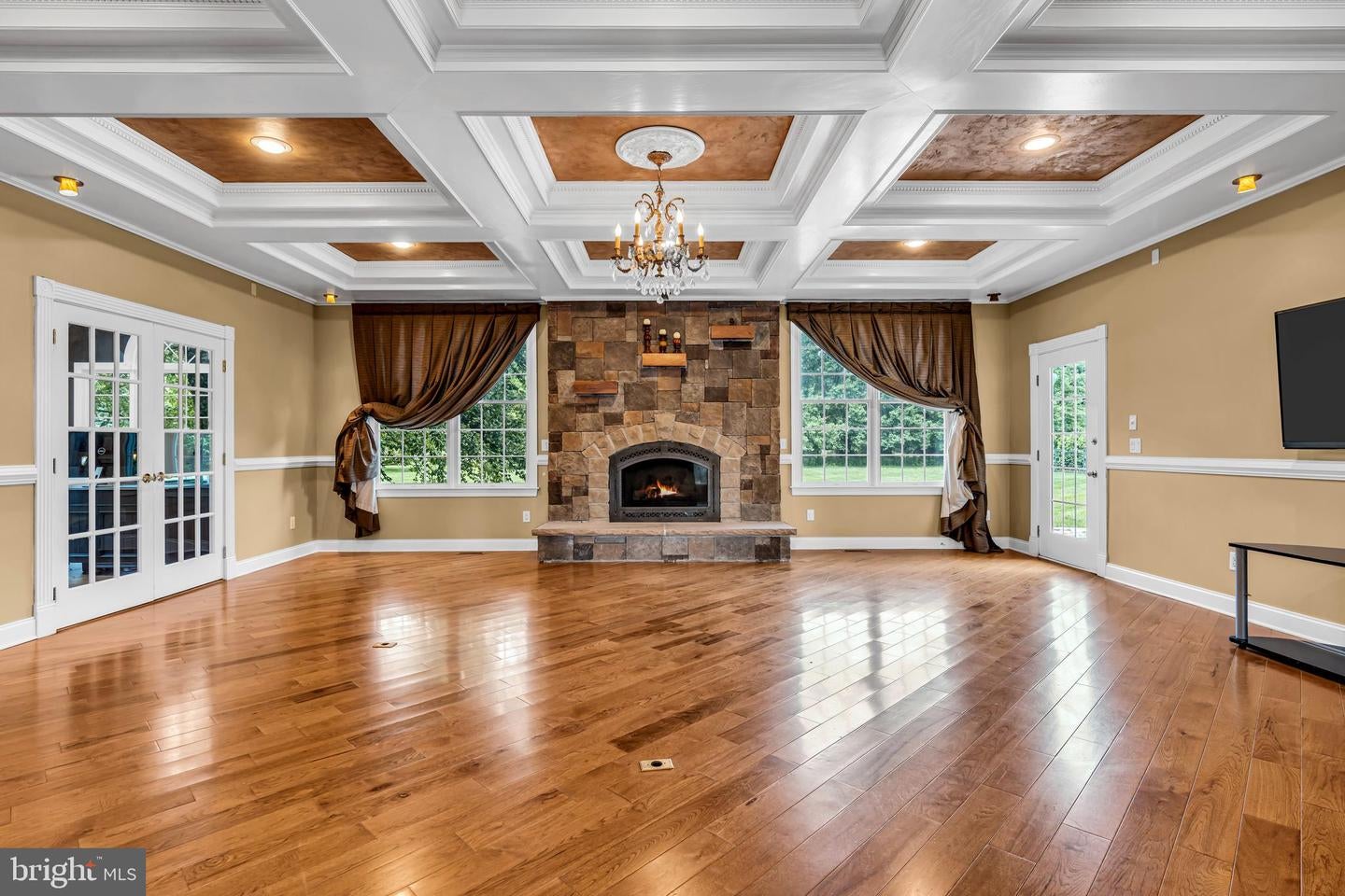 Farmingdale, New Jersey, 07727, United States, ,6 BathroomsBathrooms,Residential,Active,1868131