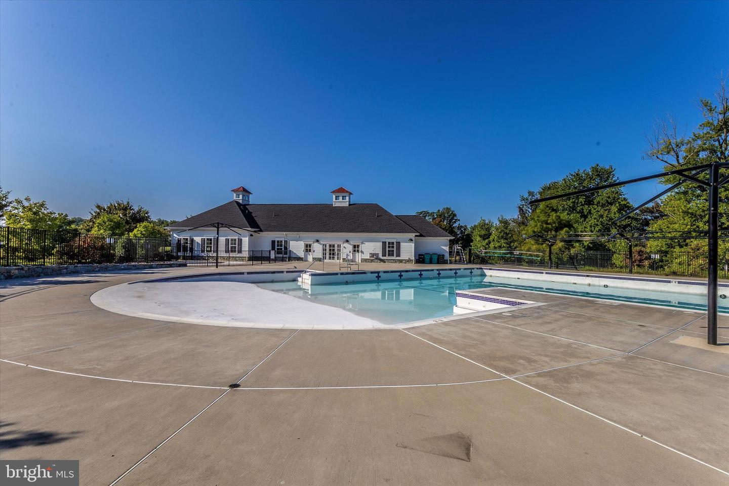 Clarksburg, Maryland, 20871, United States, 5 Bedrooms Bedrooms, ,4 BathroomsBathrooms,Residential,Active,1967123