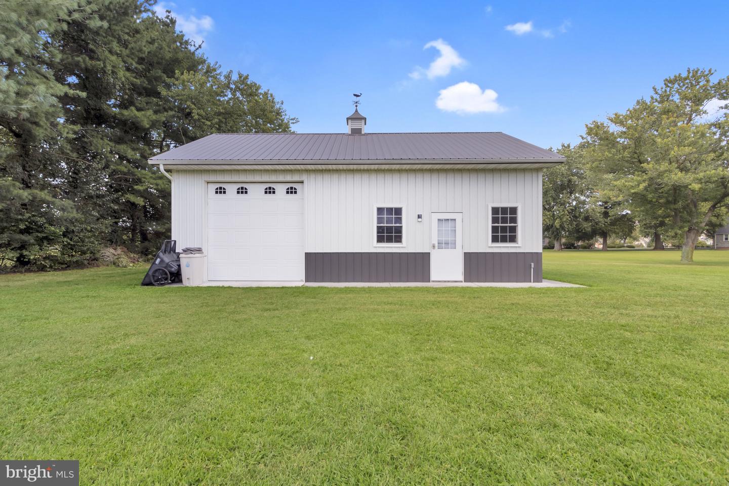 Milton, Delaware, 19968, United States, 4 Bedrooms Bedrooms, ,5 BathroomsBathrooms,Residential,Active,1941147