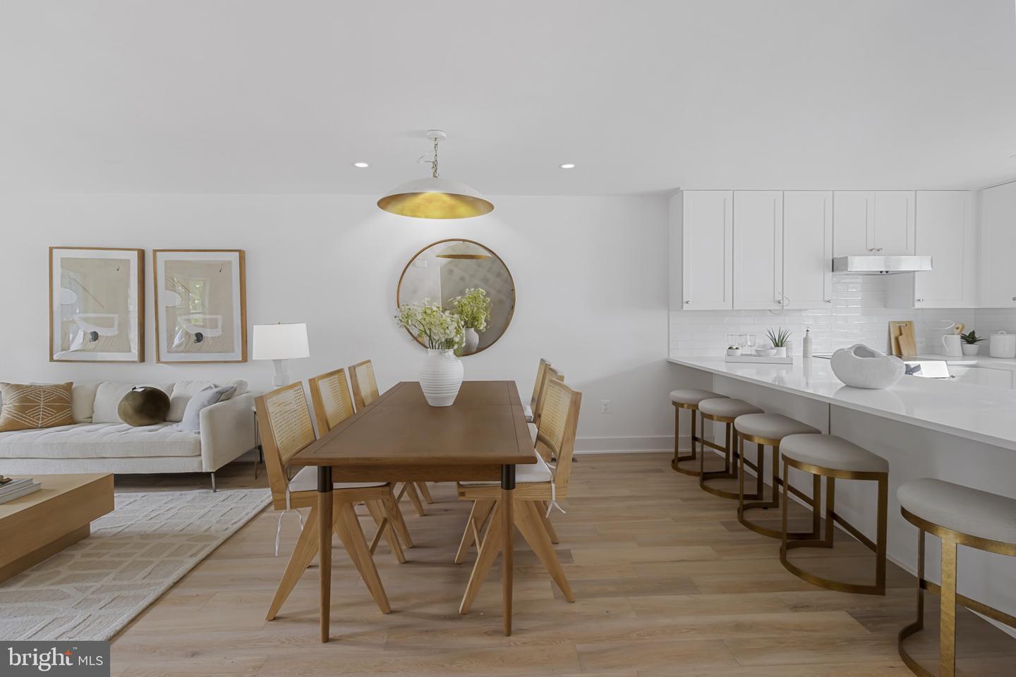 Arlington, Virginia, 22201, United States, 4 Bedrooms Bedrooms, ,5 BathroomsBathrooms,Residential,Active,1943821