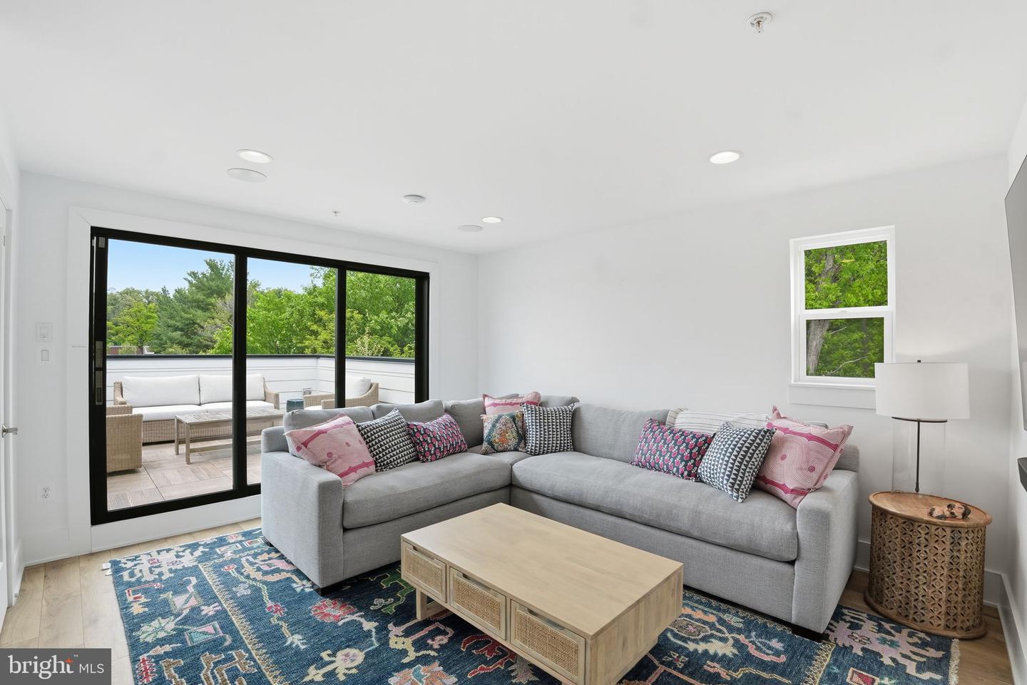 Potomac, Maryland, 20854, United States, 3 Bedrooms Bedrooms, ,5 BathroomsBathrooms,Residential,Active,2044555