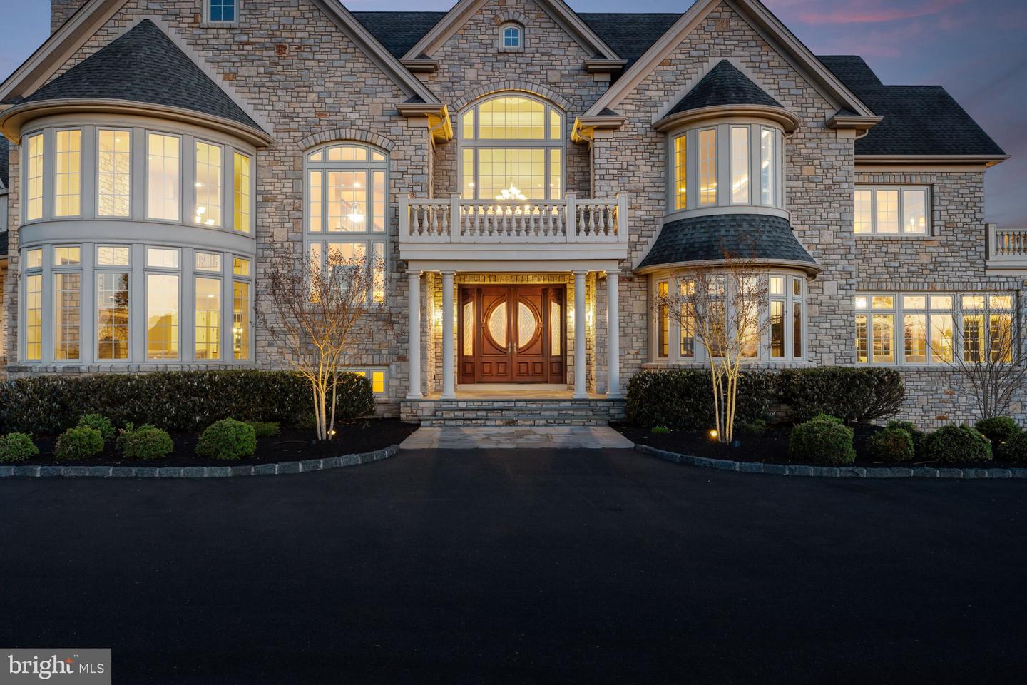 Perched at the pinnacle of an exclusive Upper Makefield Township encla – image 103