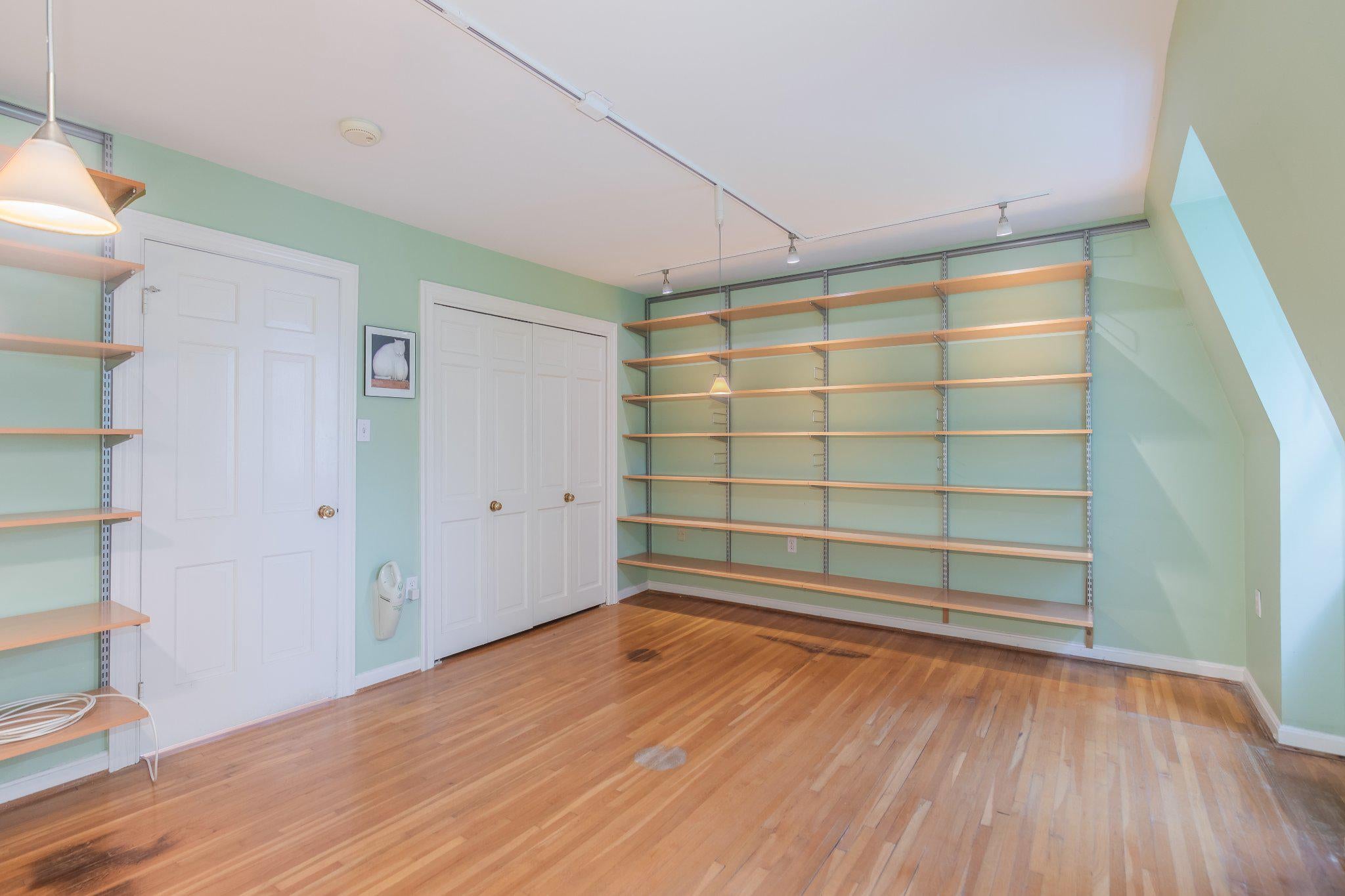 Washington, District Of Columbia, 20024, United States, 5 Bedrooms Bedrooms, ,3 BathroomsBathrooms,Residential,Active,2010218