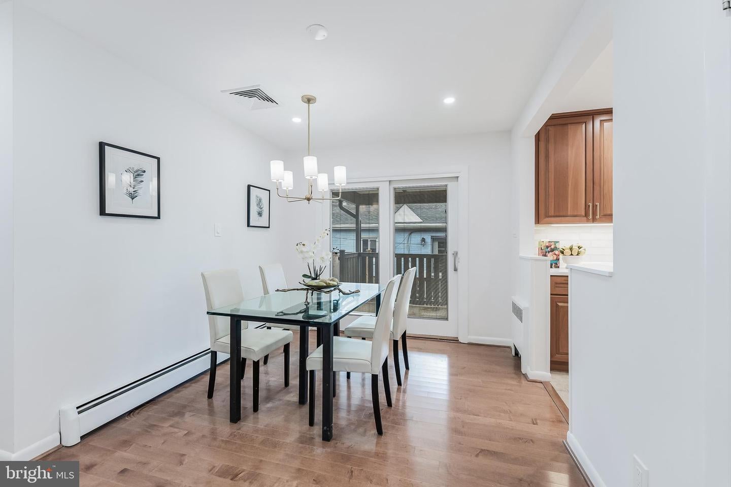 Arlington, Virginia, 22204, United States, 4 Bedrooms Bedrooms, ,3 BathroomsBathrooms,Residential,Active,2045018