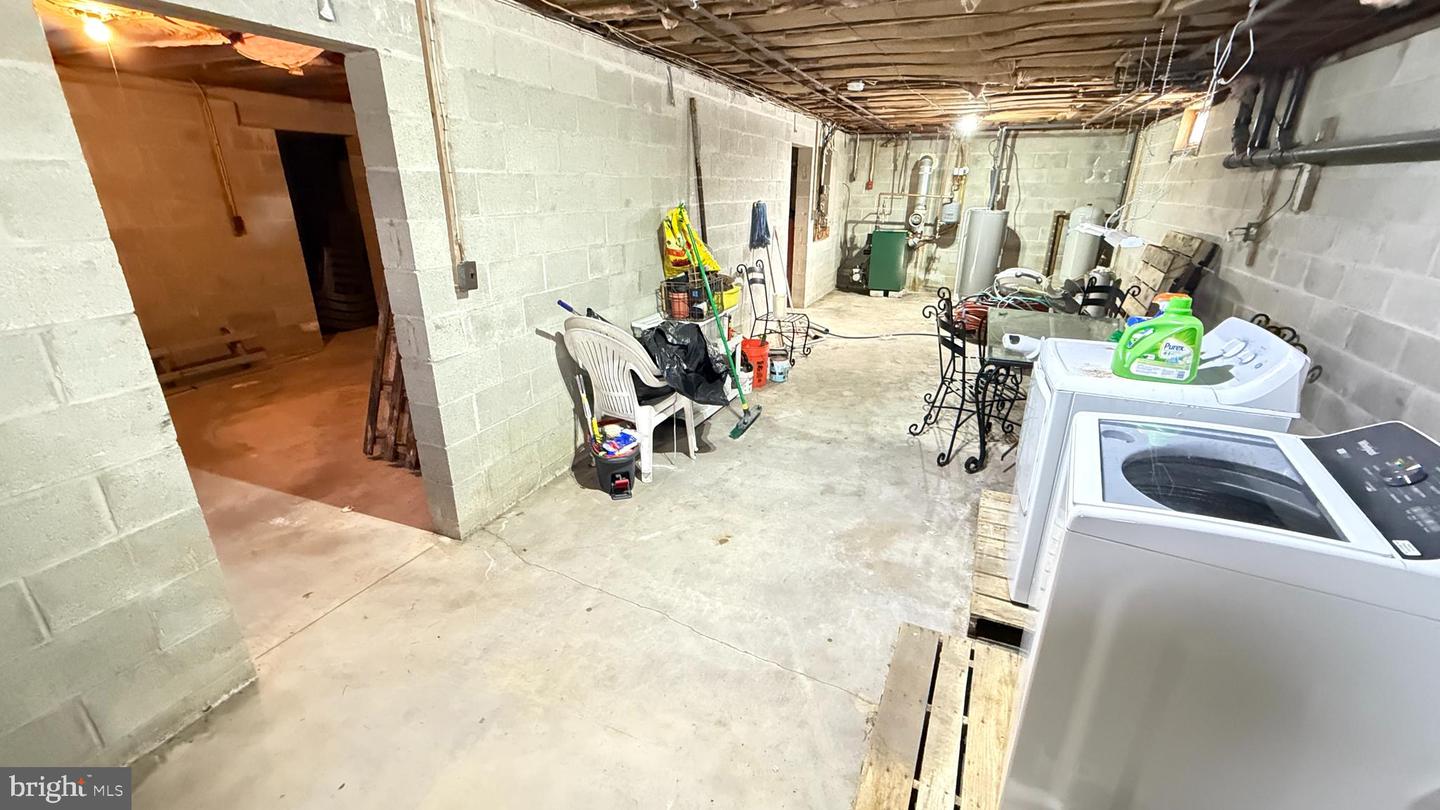 Waymart, Pennsylvania, 18472, United States, 4 Bedrooms Bedrooms, ,2 BathroomsBathrooms,Residential,Active,2007156