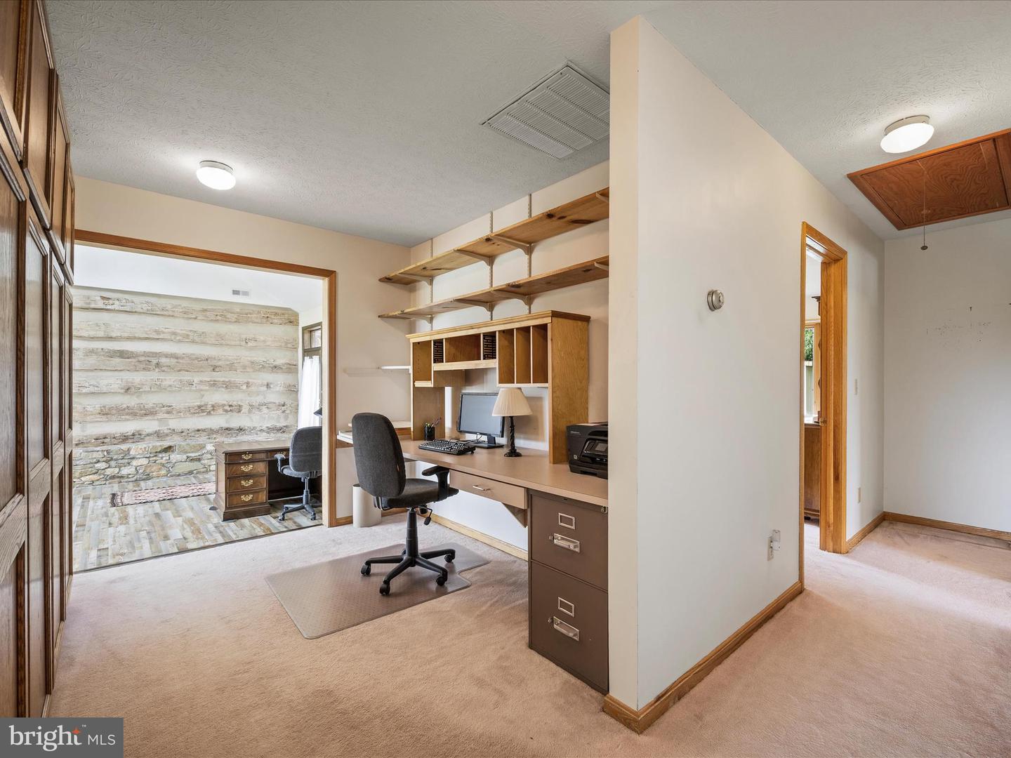 Berryville, Virginia, 22611, United States, 4 Bedrooms Bedrooms, ,3 BathroomsBathrooms,Residential,Active,1884871