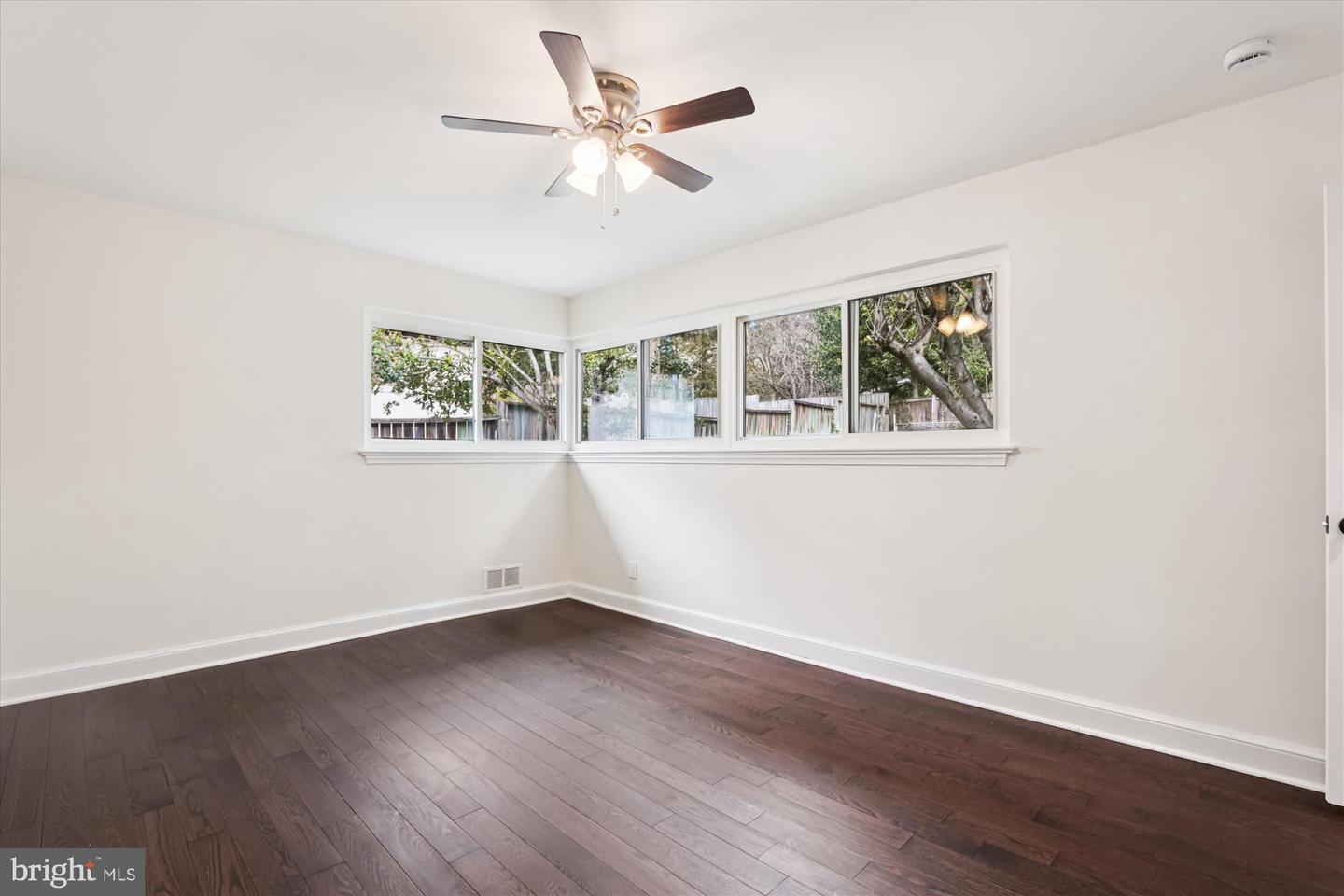 Arlington, Virginia, 22207, United States, 3 Bedrooms Bedrooms, ,3 BathroomsBathrooms,Residential,Active,2012923