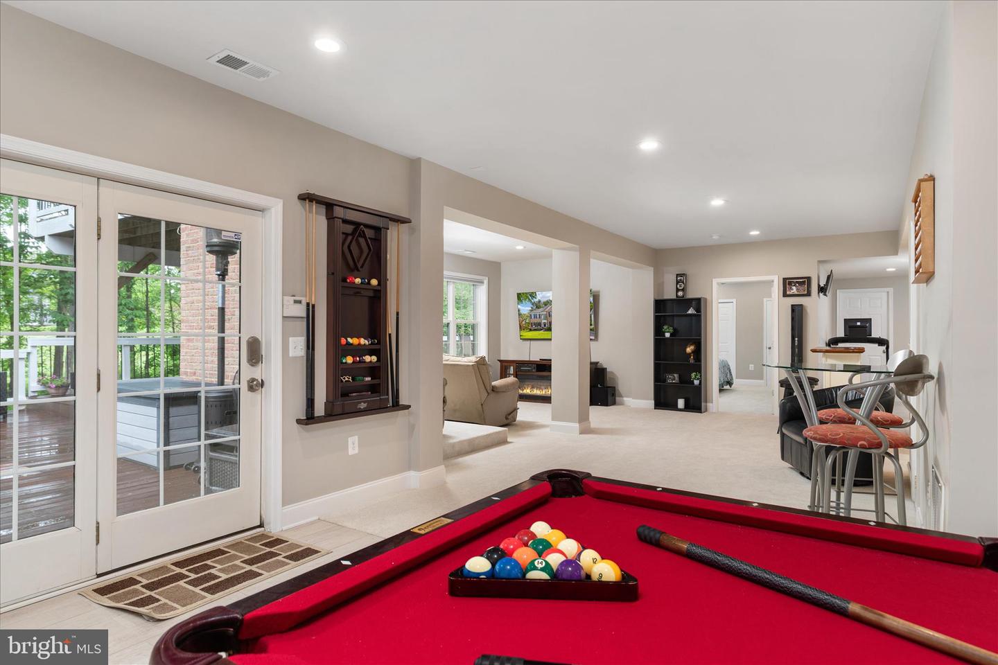 Haymarket, Virginia, 20169, United States, 5 Bedrooms Bedrooms, ,5 BathroomsBathrooms,Residential,Pending,2045778