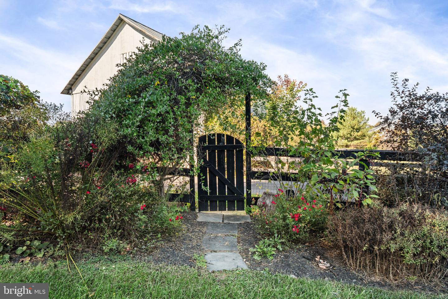 Leesburg, Virginia, 20175, United States, 4 Bedrooms Bedrooms, ,5 BathroomsBathrooms,Residential,Active,2011862