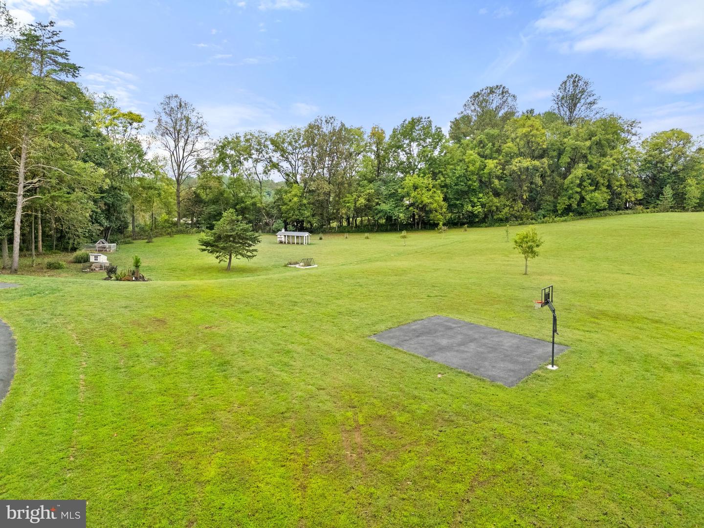 Ashburn, Virginia, 20148, United States, 5 Bedrooms Bedrooms, ,6 BathroomsBathrooms,Residential,Active,1952301