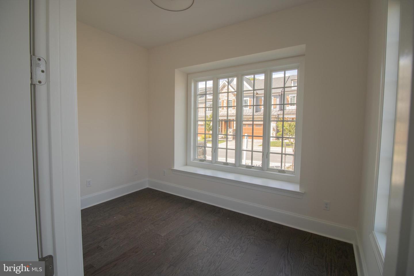 Wilmington, Delaware, 19803, United States, ,4 BathroomsBathrooms,Residential,Active,1824914