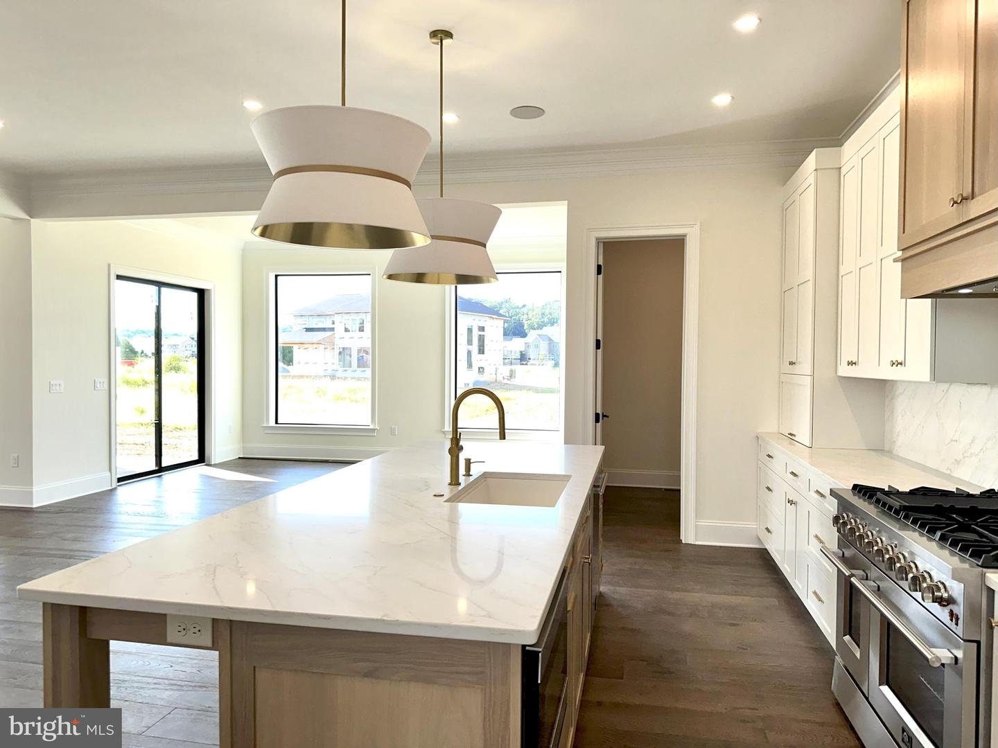 Lancaster, Pennsylvania, 17601, United States, 4 Bedrooms Bedrooms, ,5 BathroomsBathrooms,Residential,Active,1941391