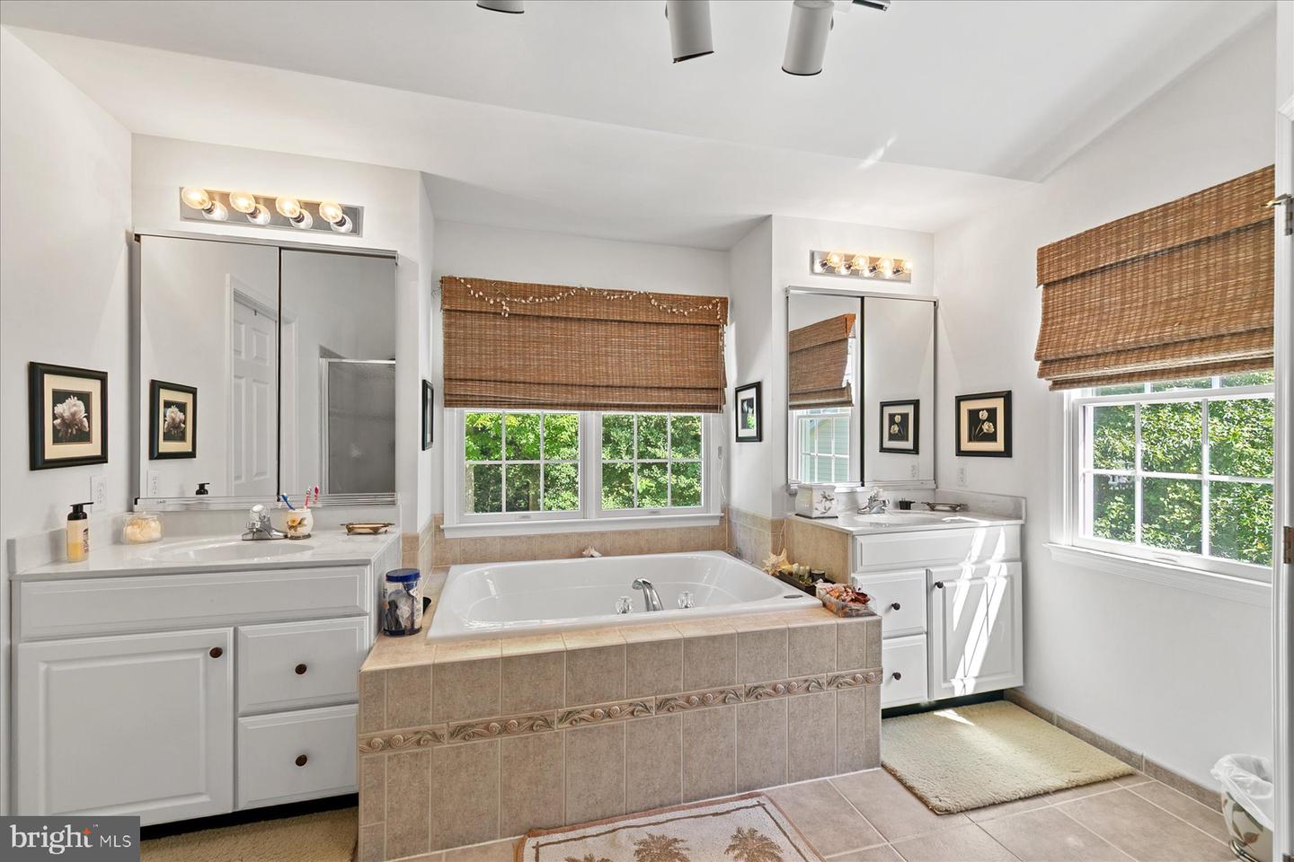 Bethany Beach, Delaware, 19930, United States, 4 Bedrooms Bedrooms, ,4 BathroomsBathrooms,Residential,Active,1943780
