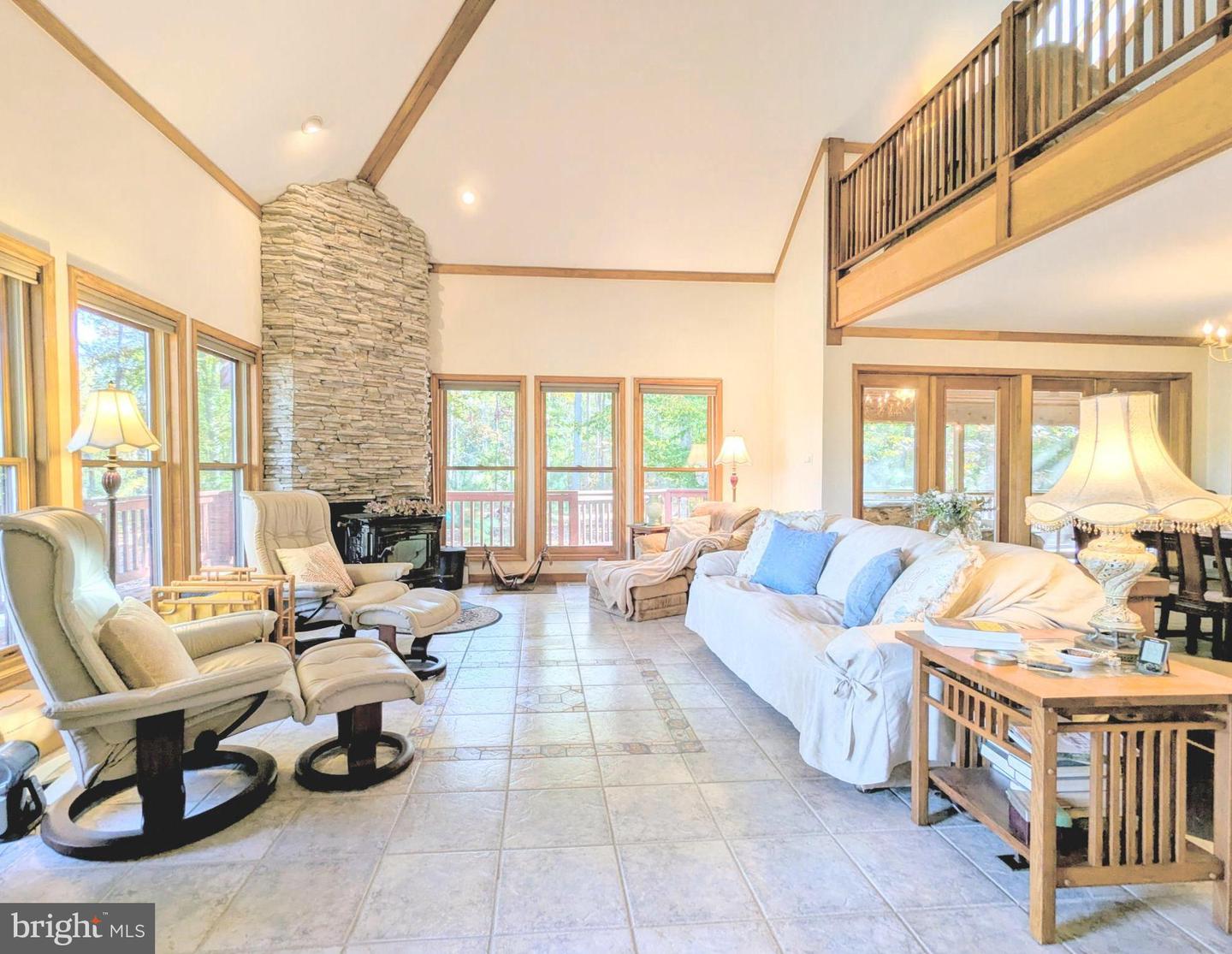 Queenstown, Maryland, 21658, United States, 4 Bedrooms Bedrooms, ,3 BathroomsBathrooms,Residential,Active,1973642